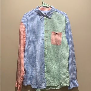 XL Vineyard Vines Blue/Green/Red Dress shirt